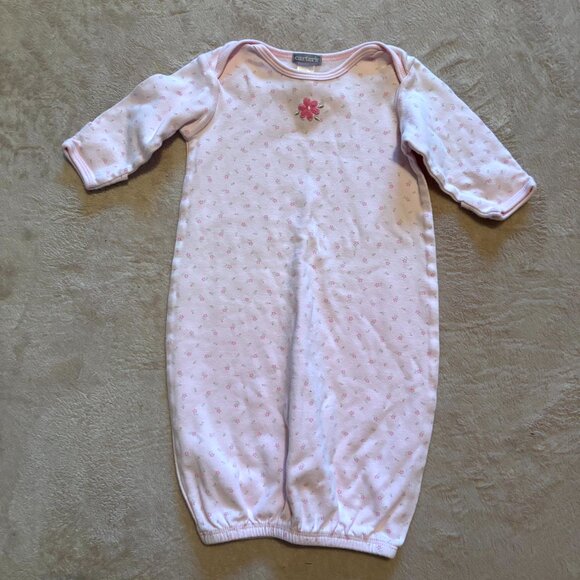 Baby Gown Lot NB–0-3M – Carter’s & Just One Year – Pink & White Floral & Heart P - Picture 5 of 11